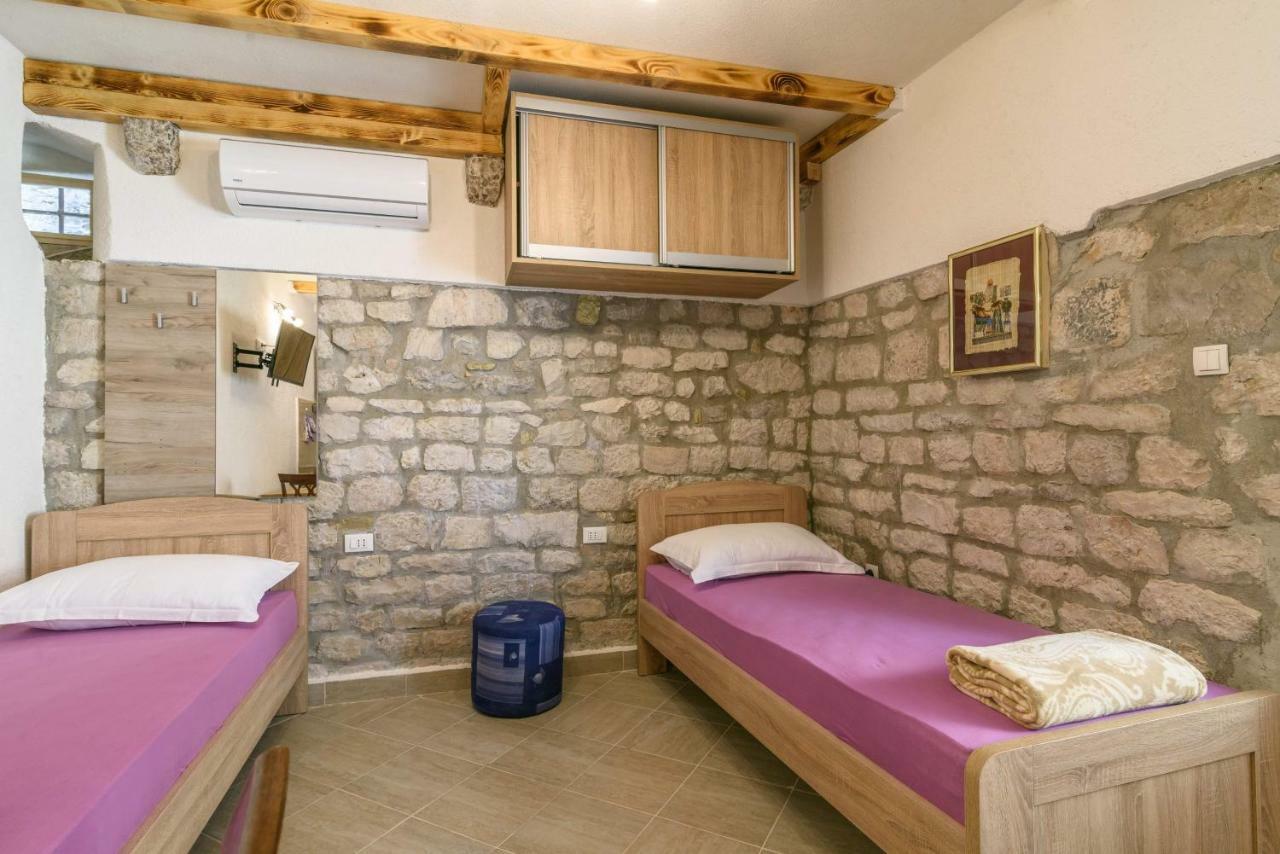 Lorena Trogir Exteriör bild